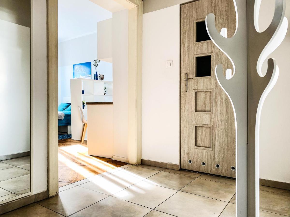 Apartment Next To Wawel Castle, Vistula River & Old Town Cracow Krakow Exterior photo